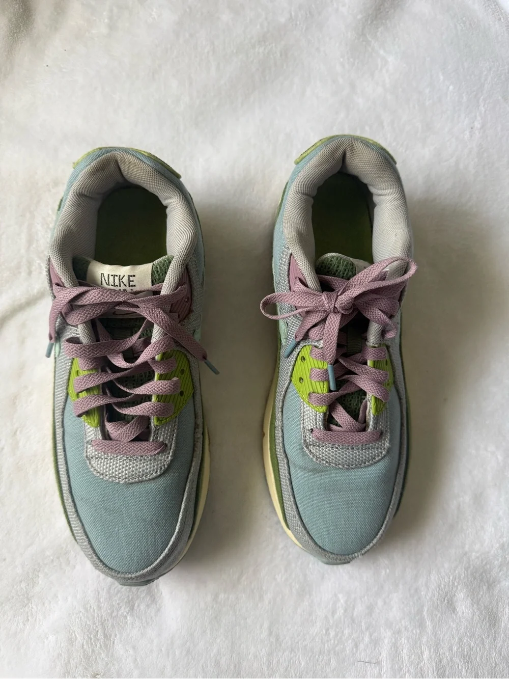 Nike Light Blue and Lavender Low-Top Sneakers with Lime Accents
